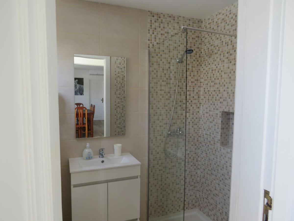 Moradia Geminada V2- Piscina Privada Villa Quarteira Dış mekan fotoğraf