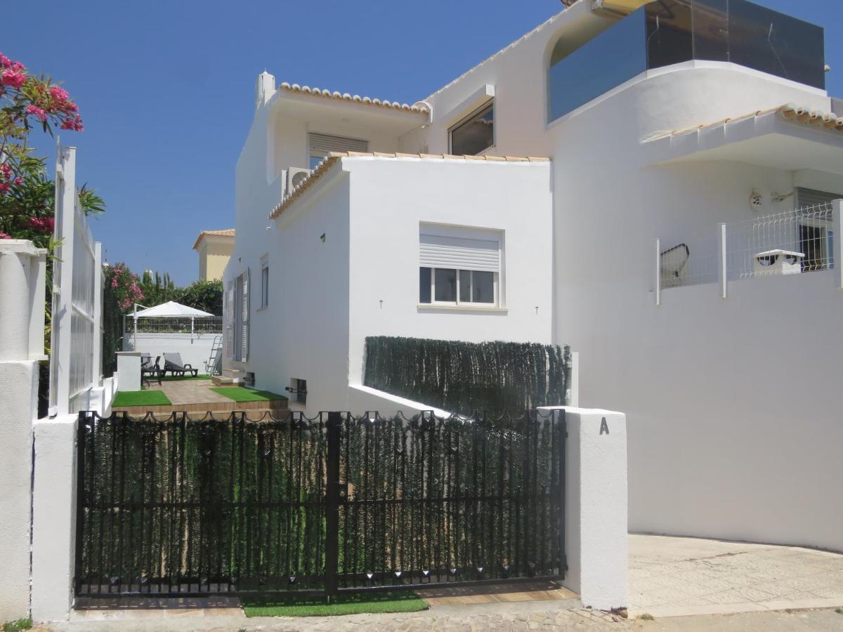 Moradia Geminada V2- Piscina Privada Villa Quarteira Dış mekan fotoğraf